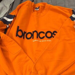 Denver Broncos sweatshirt